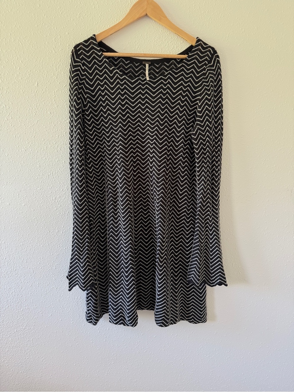 Free People Bella Knit Dress Black White Chevron Bell Sleeve Boho Retro Small